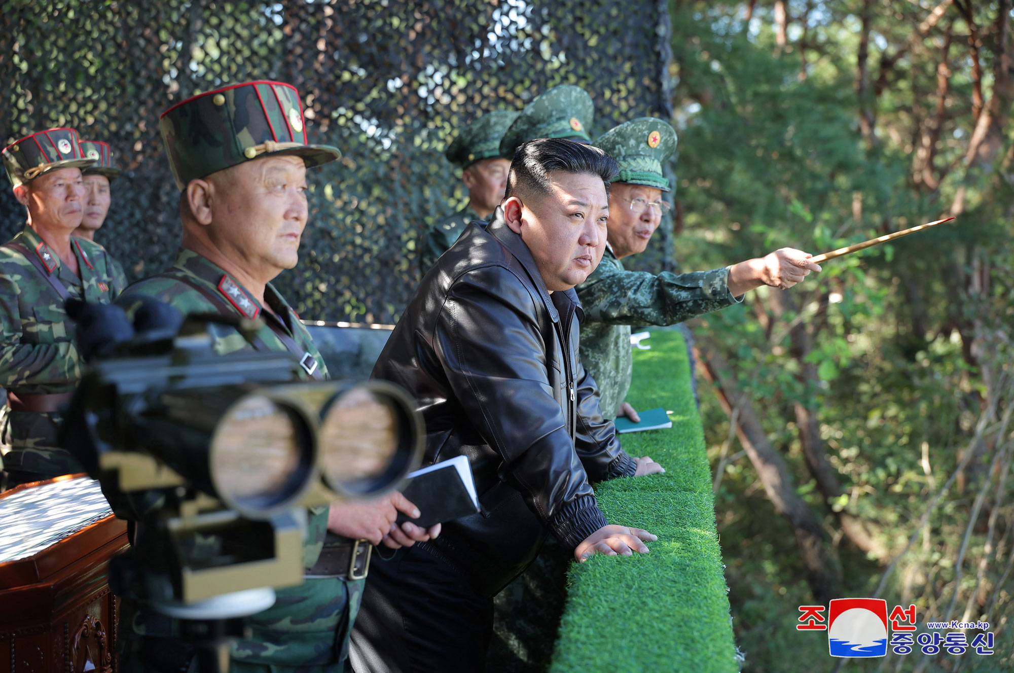 President of State Affairs Kim Jong Un inspects training base of special operation units of KPA in western area