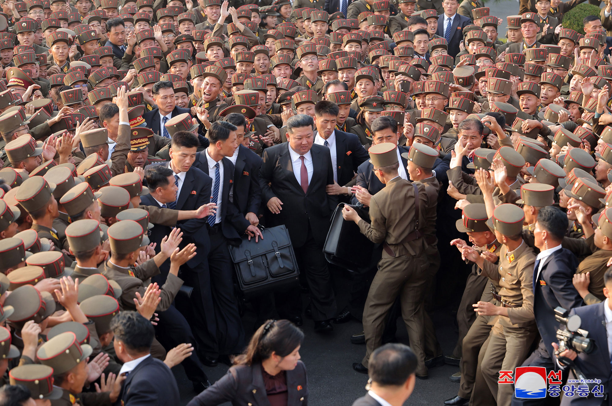 President of State Affairs Kim Jong Un pays congratulatory visit to Kim Jong Un University of National Defence