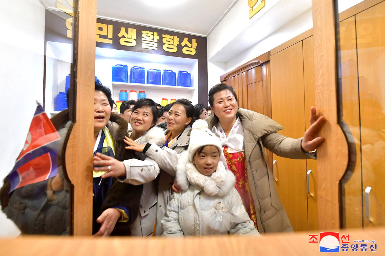 금야군 지방공업공장들이 준공되였다