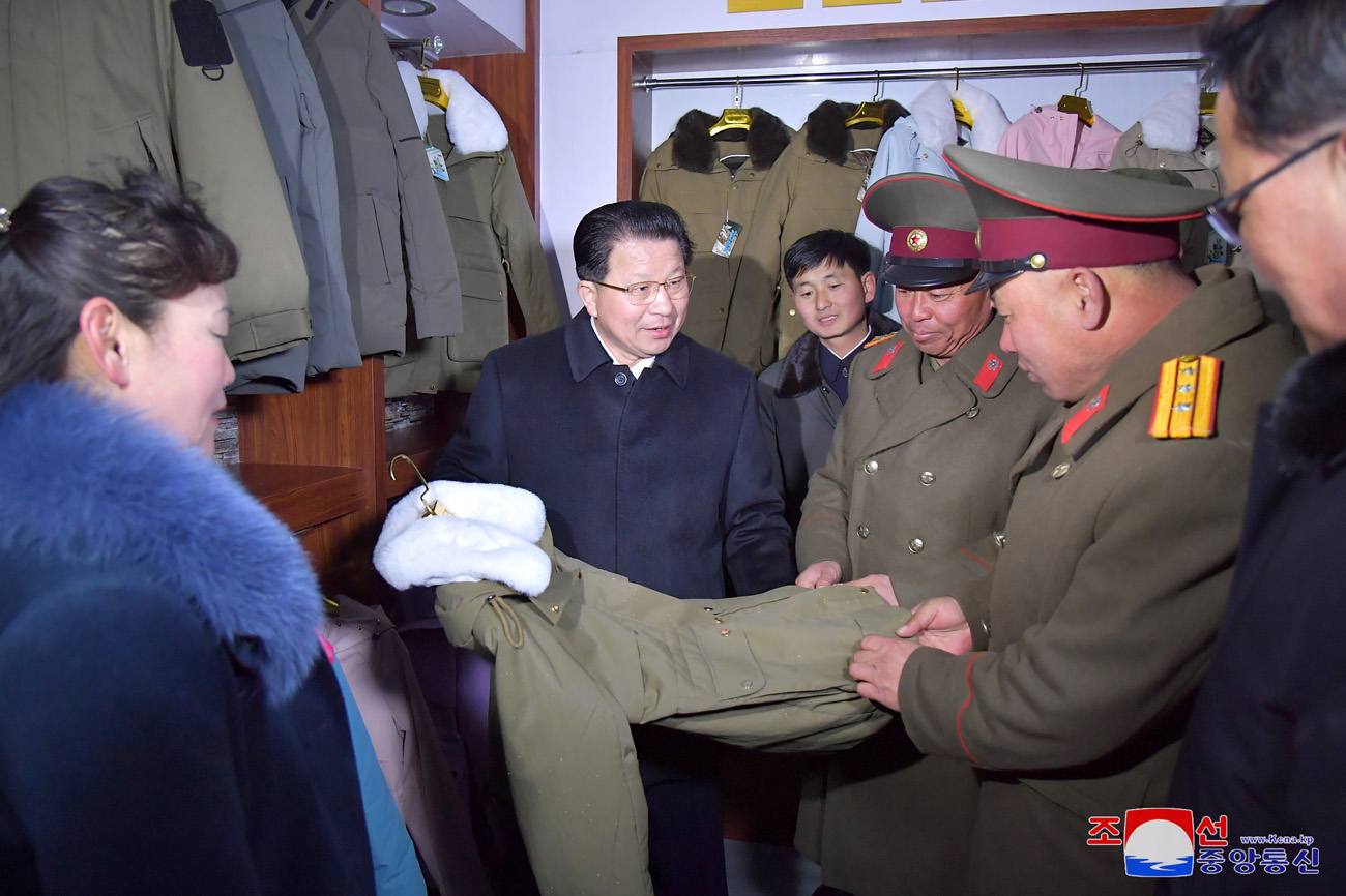 현대적인 지방공업공장들의 경사로운 준공소식이 운산군에서도 전해졌다