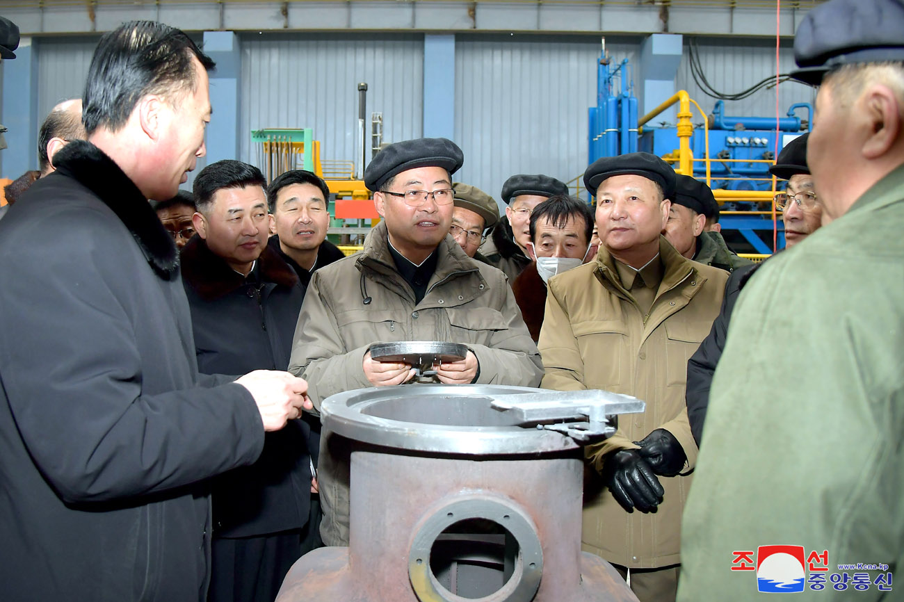 Pak Thae Song recorre varios sectores de provincias Hamgyong del Sur y del Norte