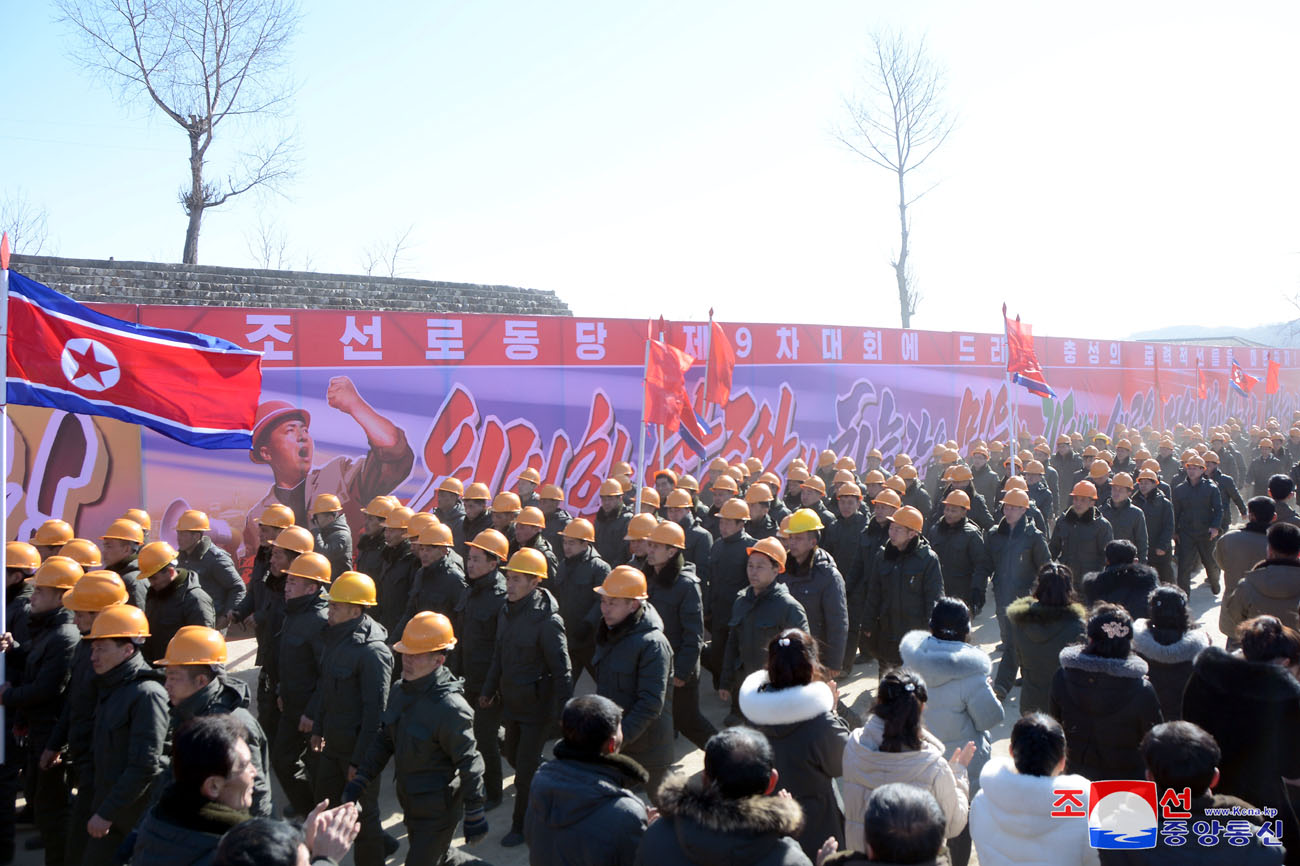 Groundbreaking ceremonies of regional-industry factories, hospital and leisure complex held