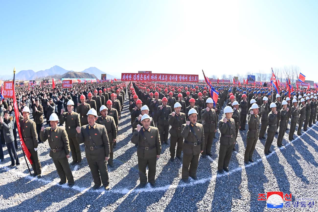 Groundbreaking ceremonies of regional-industry factories, hospital and leisure complex held