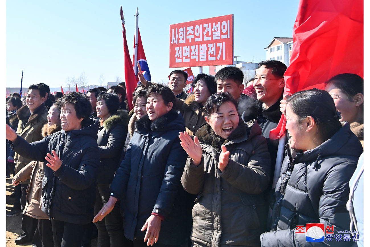 Groundbreaking ceremonies of regional-industry factories, hospital and leisure complex held