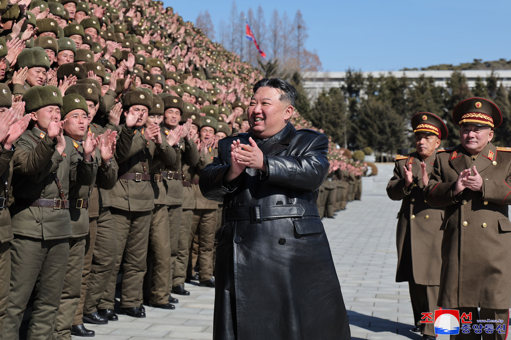 Estimado compañero Kim Jong Un visita Academia Militar Política Kim Il Sung