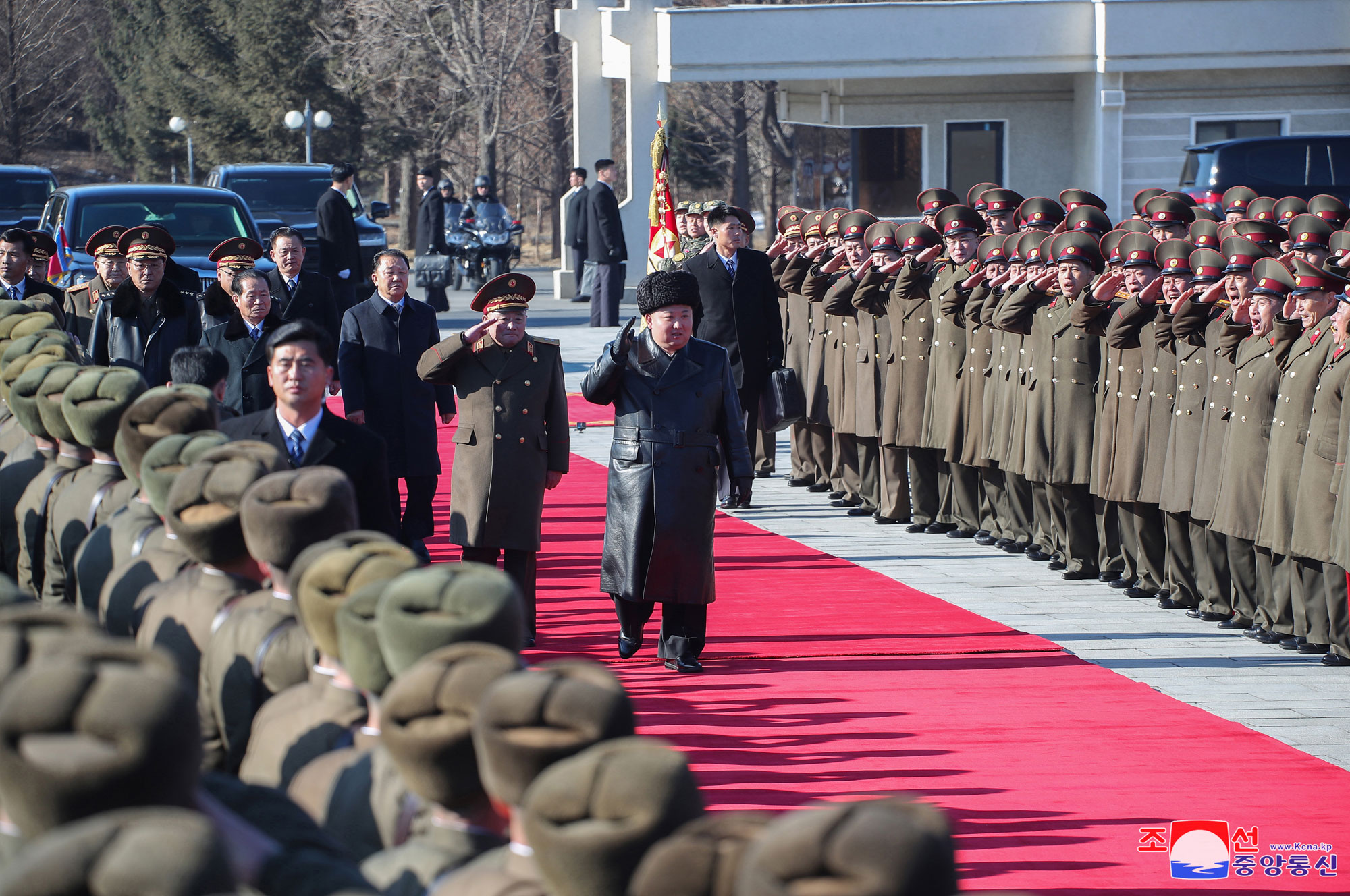 Estimado compañero Kim Jong Un visita Academia Militar Política Kim Il Sung