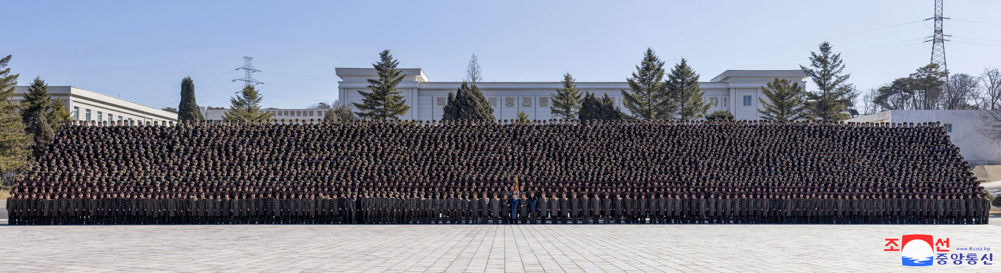 Estimado compañero Kim Jong Un visita Academia Militar Política Kim Il Sung