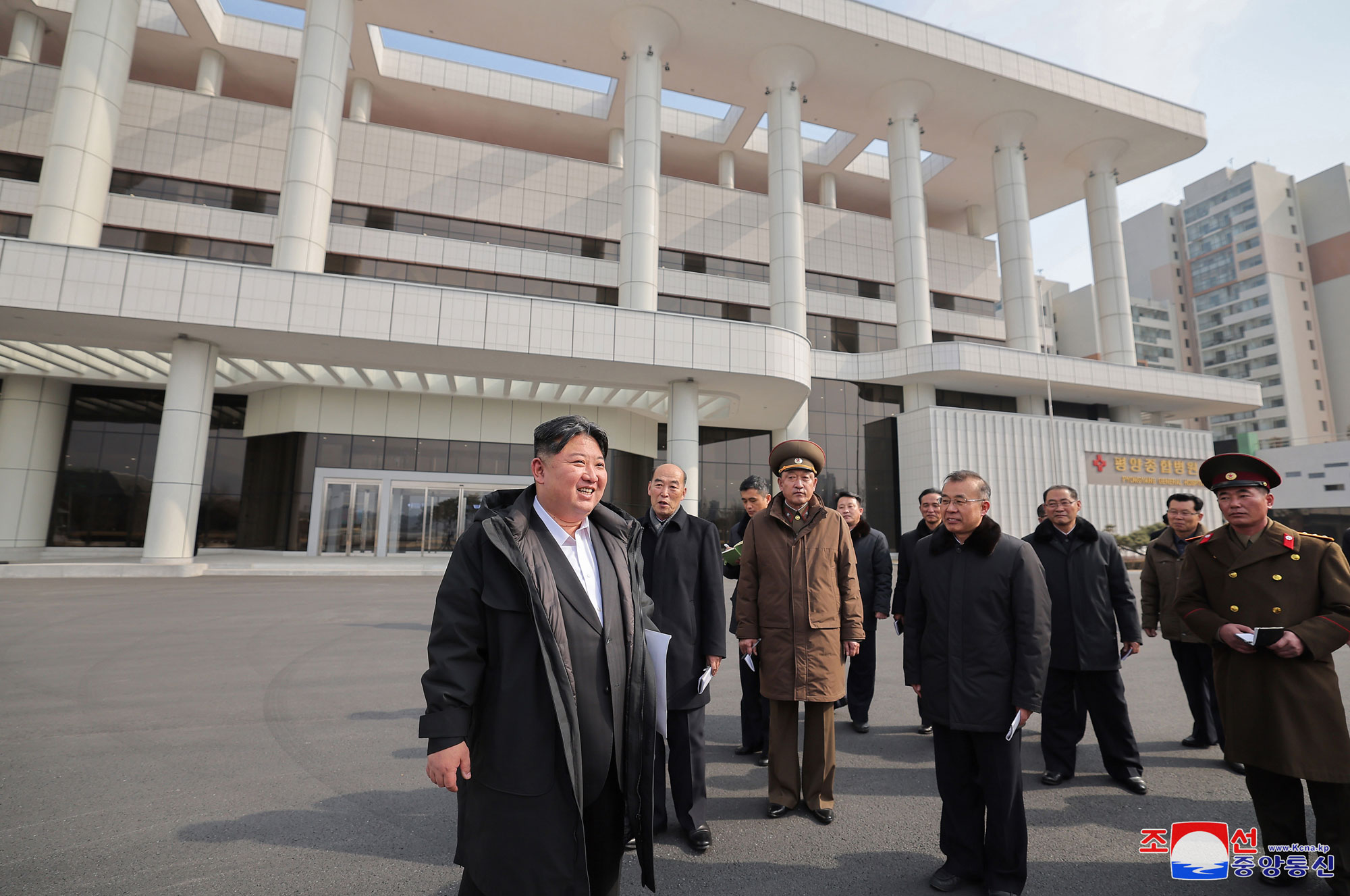 President of State Affairs Kim Jong Un visits completed Pyongyang General Hospital