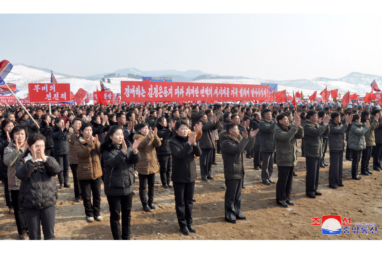 Feiern zum Baubeginn der örtlichen Industriebetriebe in den Kreisen Pukchang, Yomju, Paechon, Janggang, Cholwon und Kilju